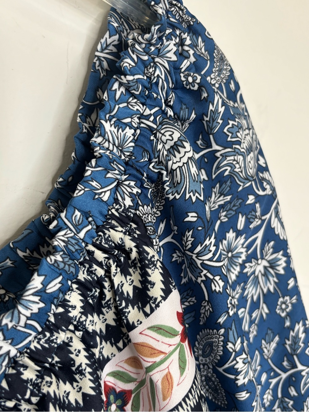 BN8 Bohemian Blue Floral‎ Smocked Peasant Topo - Picture 2 of 6